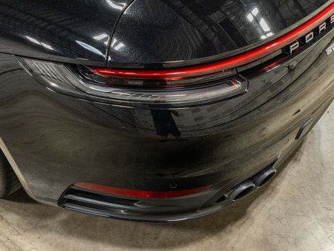 Used 2020 Porsche 911 Carrera RWD image 23