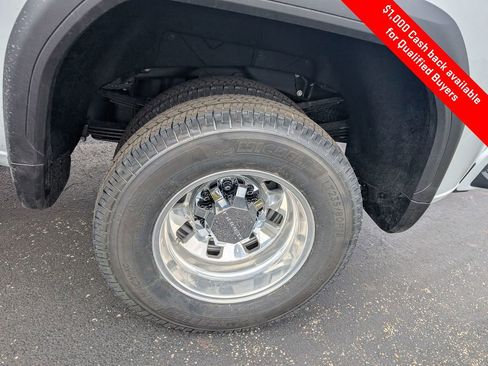 New 2026 GMC Sierra 3500 Denali w/ Denali Reserve Package image 50