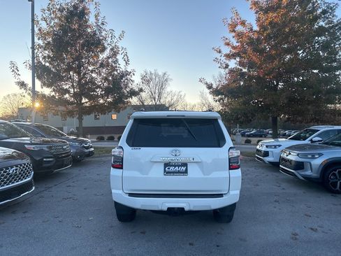 Used 2024 Toyota 4Runner SR5 image 6