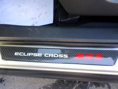 Used 2024 Mitsubishi Eclipse Cross SE image 36