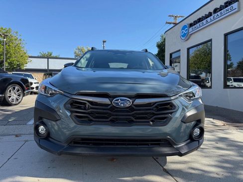 Used 2024 Subaru Crosstrek 2.0i Premium AWD/4WD image 3