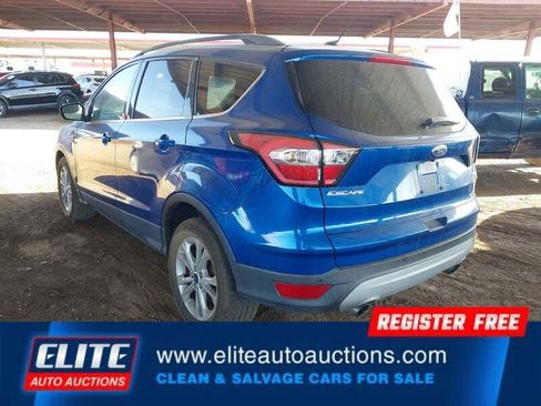 Used 2017 Ford Escape SE w/ Equipment Group 201A FWD image 5