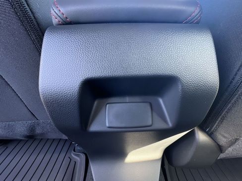 Used 2025 Subaru Impreza 2.0i Sport image 20