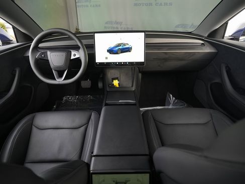 Used 2025 Tesla Model 3 Long Range image 41