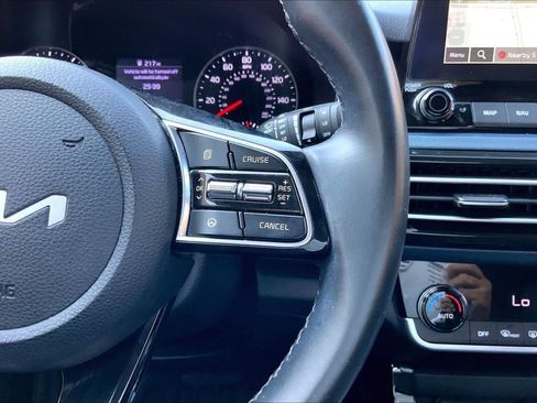 Used 2023 Kia Seltos S w/ Navigation Package FWD image 25