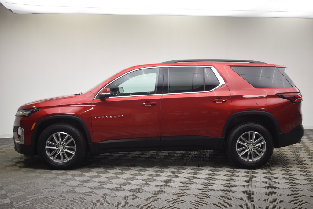Used 2023 Chevrolet Traverse LT AWD/4WD image 8