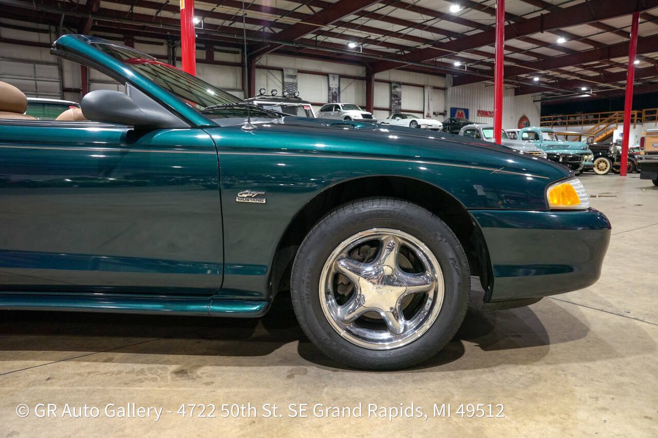 Used 1994 Ford Mustang GT RWD image 11