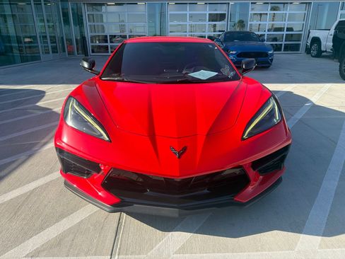 Used 2021 Chevrolet Corvette Stingray Preferred Conv w/ Z51 Performance Package RWD image 2