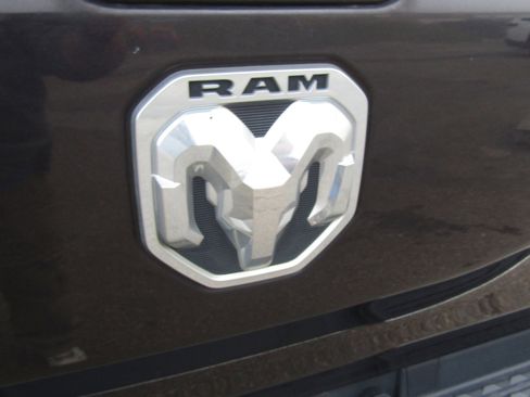 Used 2019 RAM 1500 Limited image 11