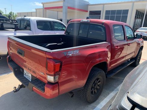 Certified 2023 Toyota Tacoma SR AWD/4WD image 3