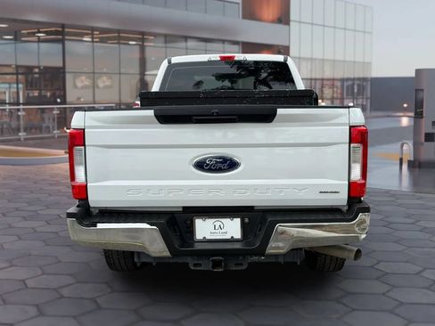 Used 2017 Ford F250 XL RWD image 5