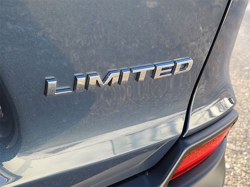 Used 2021 Jeep Cherokee Limited w/ Trailer Tow Group image 12