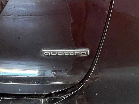 Certified 2023 Audi Q4 e-tron Prestige w/ Black Optic Package image 11