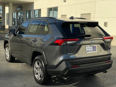 Used 2024 Toyota RAV4 LE image 4