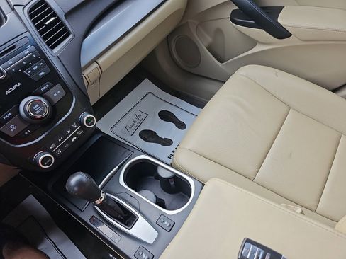 Used 2017 Acura RDX FWD image 25