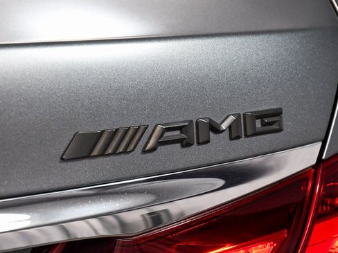 Used 2022 Mercedes-Benz E 450 4MATIC Sedan w/ Night Package image 86