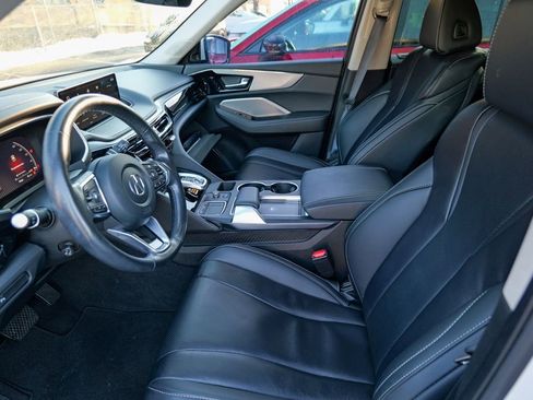 Used 2024 Acura MDX SH-AWD w/ Technology Package image 21