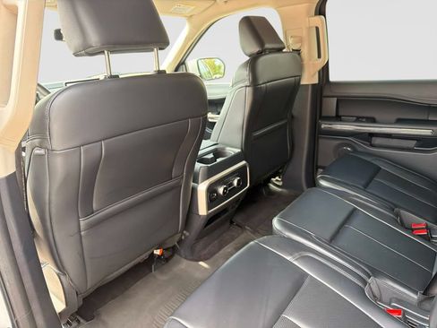 Used 2023 Ford Expedition Max XLT AWD/4WD image 15
