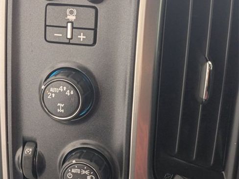 Used 2017 Chevrolet Silverado 1500 LTZ Z71 w/ LTZ Plus Package image 16