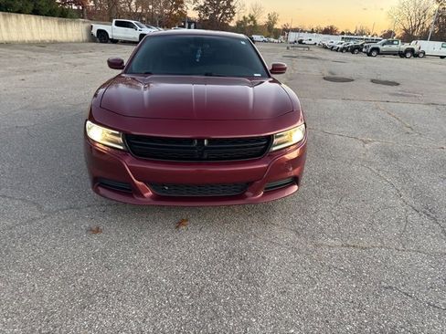 Used 2020 Dodge Charger SXT w/ Leather Interior Group image 2
