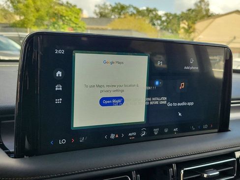 Used 2025 Lincoln Aviator 2WD image 19