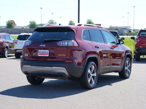 Used 2020 Jeep Cherokee Limited AWD/4WD image 3