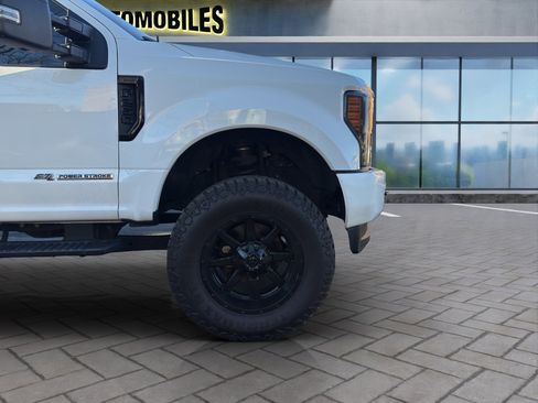 Used 2019 Ford F250 XLT w/ FX4 Off-Road Package image 24