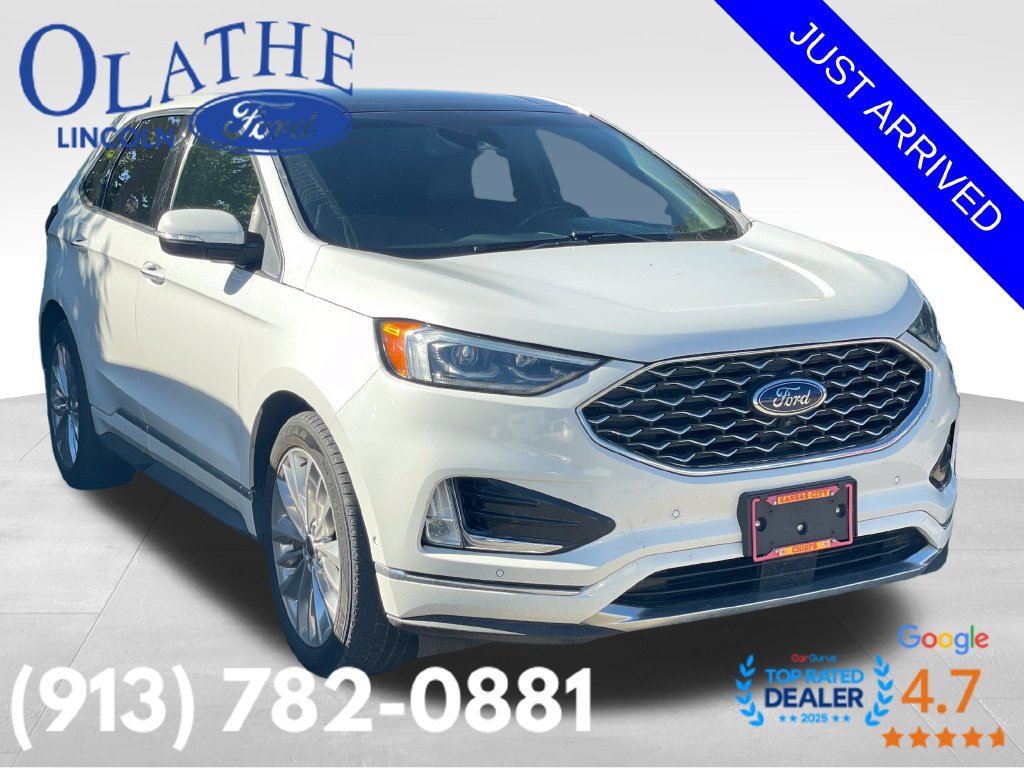 Used 2020 Ford Edge Titanium w/ Equipment Group 301A AWD/4WD image 2