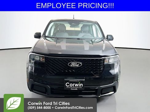 New 2025 Ford Maverick XLT w/ XLT Luxury Package AWD/4WD image 4