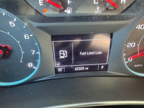 Used 2024 Chevrolet Equinox LS FWD image 12