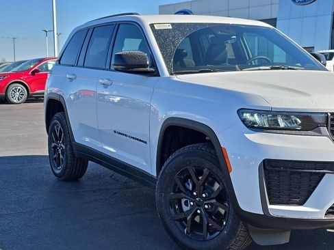 New 2026 Jeep Grand Cherokee Laredo image 68