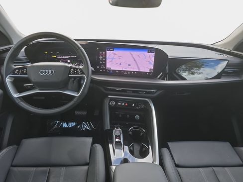 Certified 2025 Audi Q5 Premium w/ Premium Plus AWD/4WD image 9