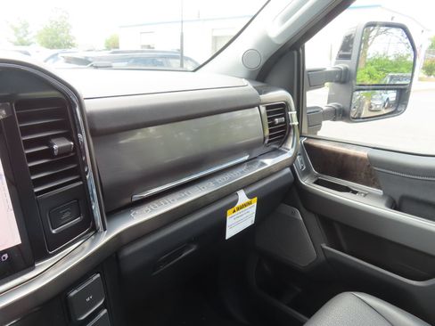 New 2026 Ford F350 Lariat w/ Lariat Ultimate Package AWD/4WD image 17