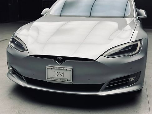 Used 2018 Tesla Model S 100D AWD/4WD image 8