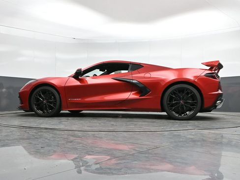Used 2023 Chevrolet Corvette Stingray Preferred Cpe w/ Z51 Performance Package RWD image 47