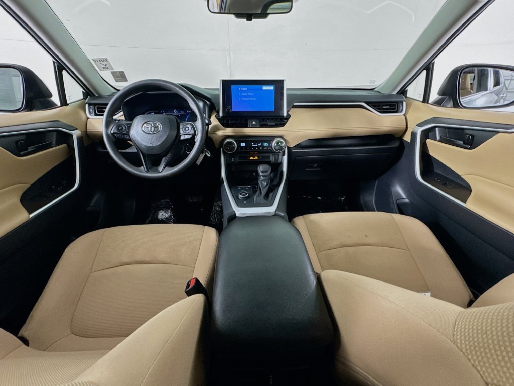 Used 2023 Toyota RAV4 LE AWD/4WD image 27
