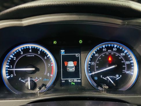 Used 2019 Toyota Highlander Limited Platinum image 19