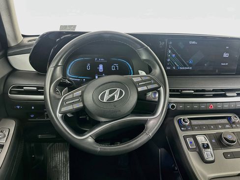 Used 2025 Hyundai Palisade SEL FWD image 18