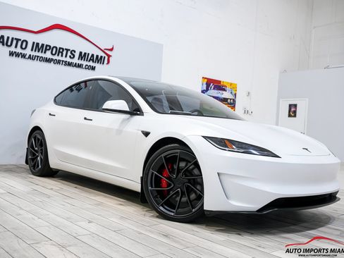 Used 2025 Tesla Model 3 Performance AWD/4WD image 29