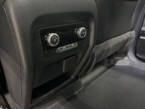 New 2026 GMC Acadia Elevation image 19