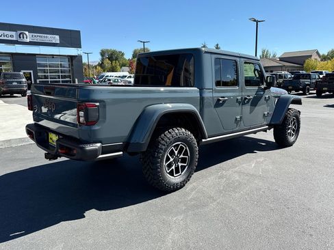 New 2025 Jeep Gladiator Rubicon image 2