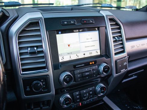 Used 2017 Ford F350 Platinum image 16