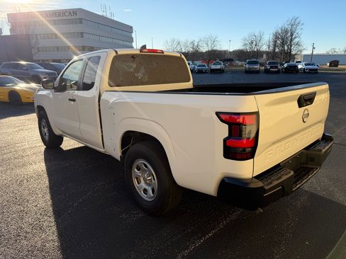 Used 2024 Nissan Frontier S w/ S Utility Package image 3