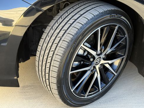 Used 2024 Toyota Camry SE image 15