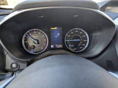 Used 2020 Subaru Ascent Limited w/ Technology Package image 21