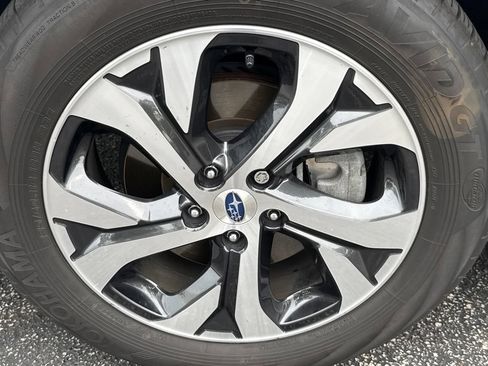 Used 2020 Subaru Outback Limited XT w/ Popular Package #2 AWD/4WD image 10