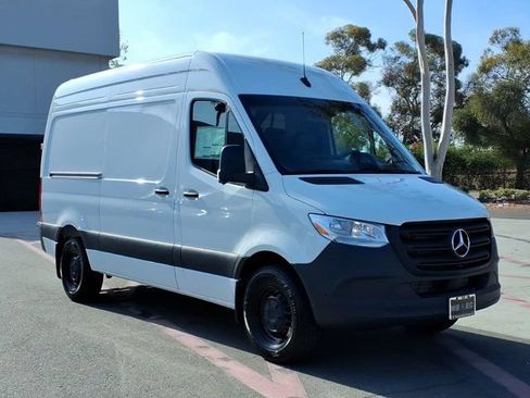 New 2026 Mercedes-Benz Sprinter 2500 image 18