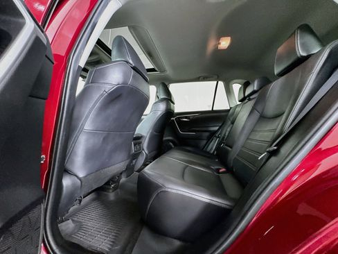 Certified 2021 Toyota RAV4 XLE Premium AWD/4WD image 25