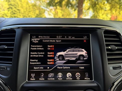 Used 2017 Jeep Grand Cherokee SRT AWD/4WD image 24