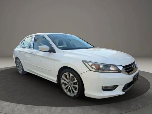 Used 2013 Honda Accord Sport image 3